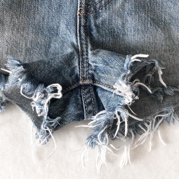 Levi’s 501 Original HR Denim Shorts - Picture 4 of 12